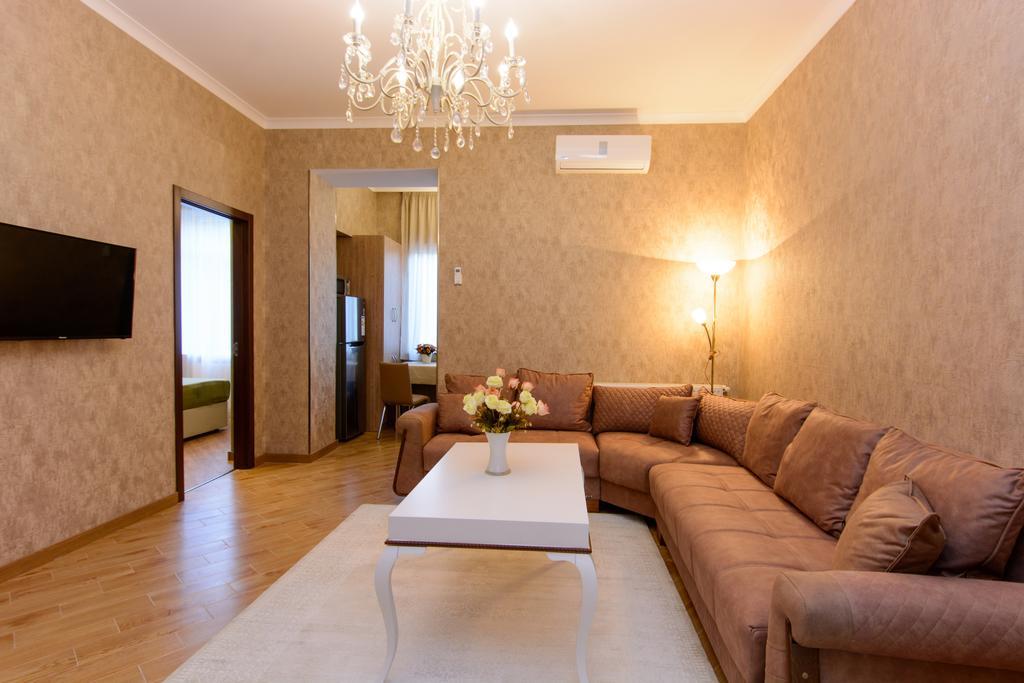 Dat Exx Apartments On Marjanishvili Тбилиси Екстериор снимка