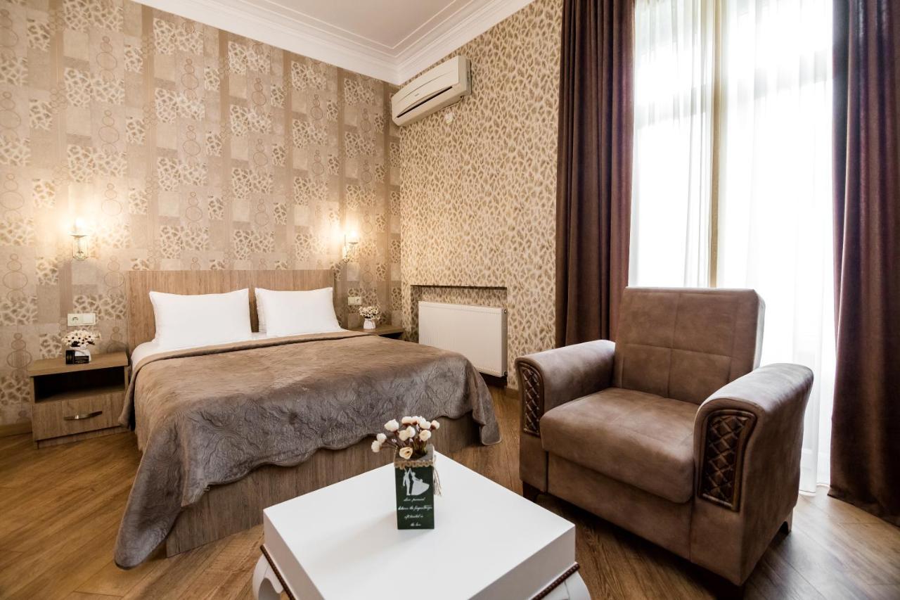 Dat Exx Apartments On Marjanishvili Тбилиси Екстериор снимка