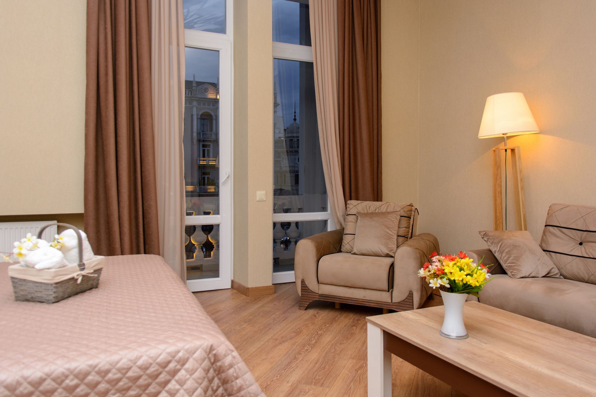 Dat Exx Apartments On Marjanishvili Тбилиси Екстериор снимка